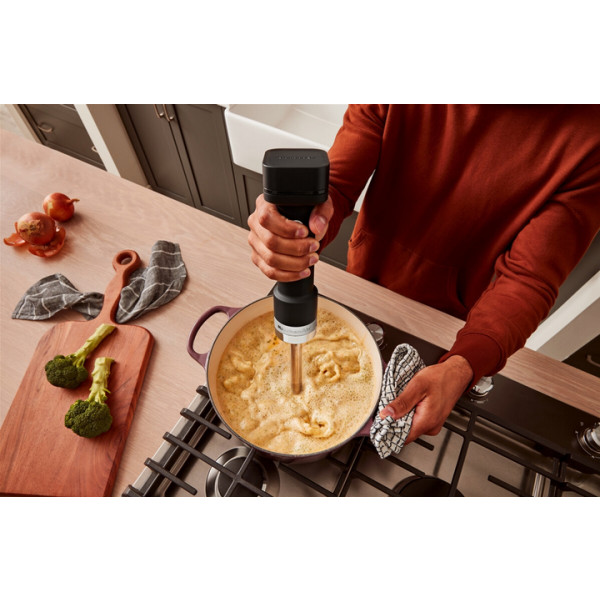 Фото - Блендер погружной KitchenAid Go 5KHBRV71BM Аккумуляторный 12V (с аккумулятором)