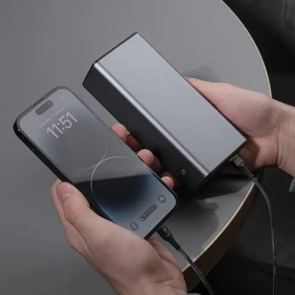 Фото - Батарея мобильная Proove Metalskin 65W 30000mAh gray (2001001739775)