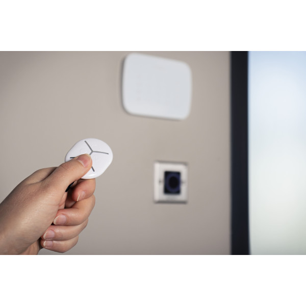 Фото - Беспроводная станция управления приборами U-PROX Keyfob B4 White