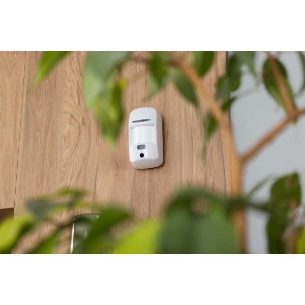 Фото - Беспроводной датчик движения U-PROX PIR Cam White