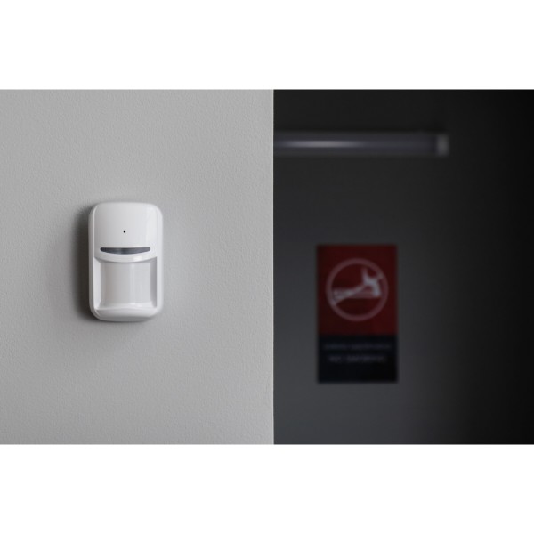 Фото - Бездротовий датчик руху U-PROX PIR Combi White