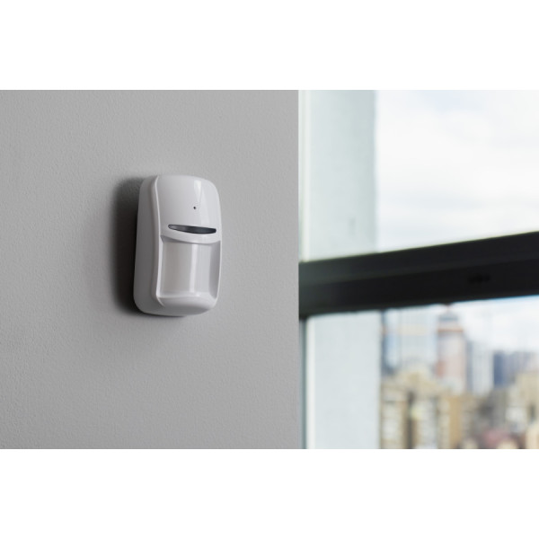Фото - Бездротовий датчик руху U-PROX PIR Combi VB White