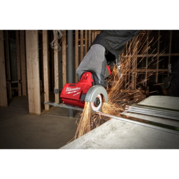 Фото - Болгарка Milwaukee M12 FCOT (4933464618)