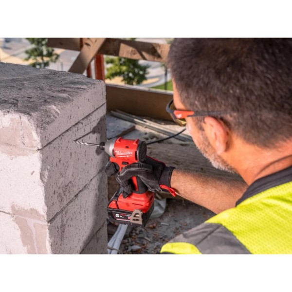 Фото - Гайковерт акумуляторний Milwaukee M18 BLIDRC-402C 18В (4933499457)