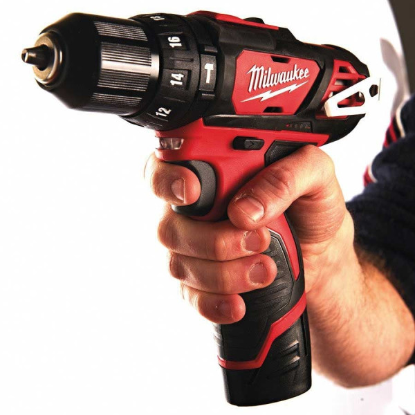 Фото - Дриль-шуруповерт Milwaukee M12 BPD-202C ЗП C12C (4933499465)