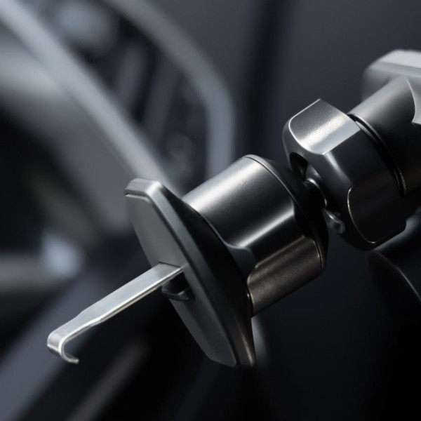 Фото - Автодержатель с беспроводной зарядкой Proove Nitro Charge 15W matte Black (WHNC15002005)