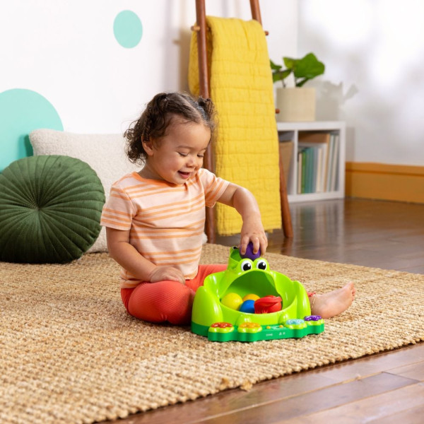 Фото - Интерактивная игрушка Bright Starts Poppin' Ball Frog (17159)