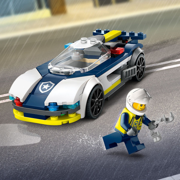 Фото - Конструктор LEGO City Преследование маслкара на полицейском автомобиле (60415)