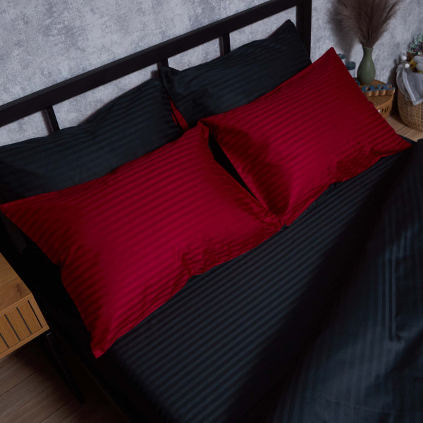 Фото - Комплект постільної білизни Moon&Star Satin Stripe Dark Romance 160х220х2 см нав. 2х50х70 (MS-820008571)