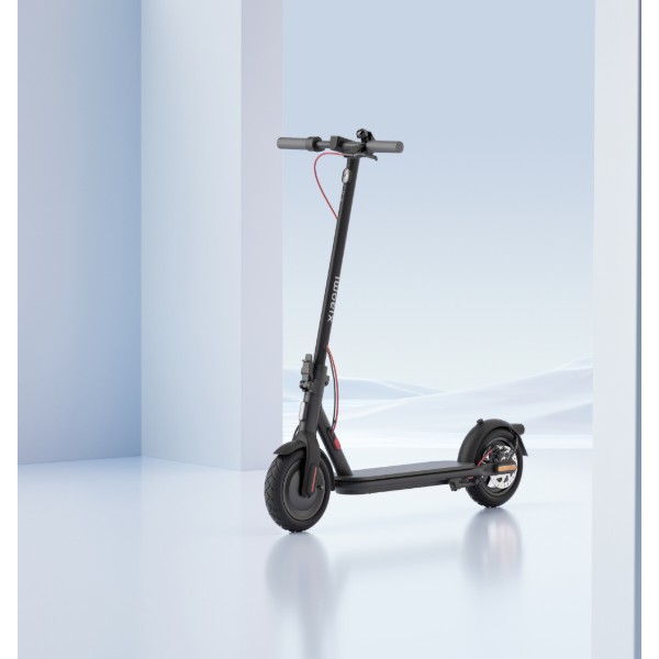 Фото - Электросамокат Xiaomi Mi Electric Scooter 4