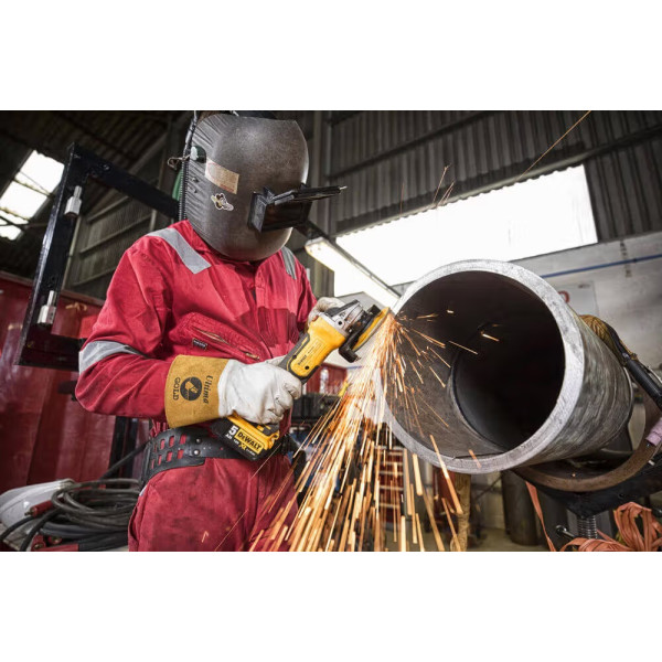 Фото - Болгарка DeWALT 18 B XR Li-lon (DCG405P3)