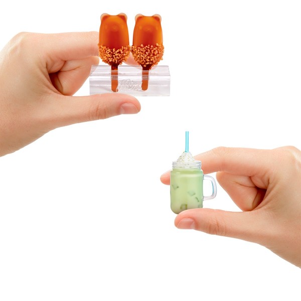 Фото - Набор игровых фигурок MGA's Miniverse "Mini Food 3" - СОЗДАЙ КАФЕ (в ассорт., в диспл.) (505396)