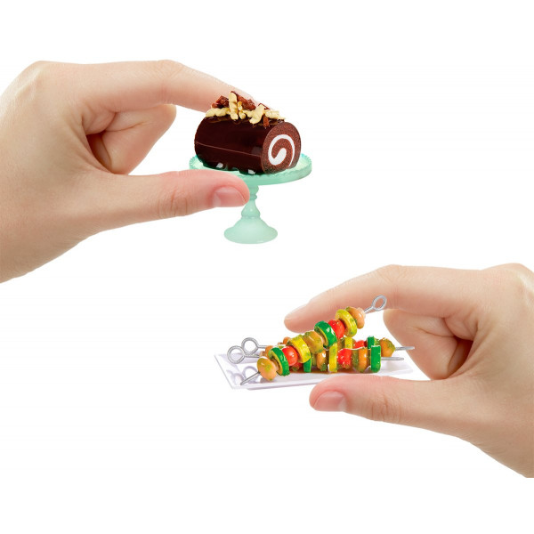 Фото - Набір ігрових фігурок MGA's Miniverse "Mini Food 3" - СТВОРИ ВЕЧЕРЮ (в асорт., в дисплеї) (505419)