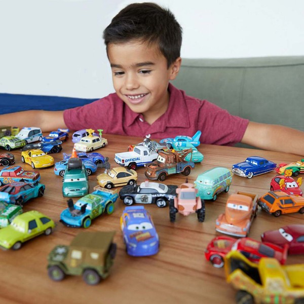 Фото - Ігровий набір Cars Mattel Герої в ас. (DXV29)