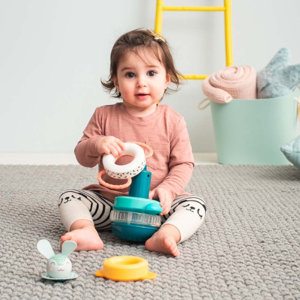 Фото - Пірамідка Taf Toys колекція "Полярне сяйво" - КРОЛИК (12445)