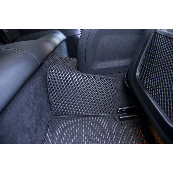 Фото - EVA коврики в салон авто EVAtech для 4 Series (G22) BMW 2020 2 поколение Coupe EU (BM43456CB5BW4RBB)