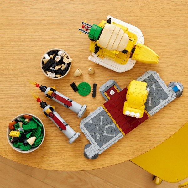 Фото - Конструктор LEGO Super Mario Могущесвтенный Боузер (71411)
