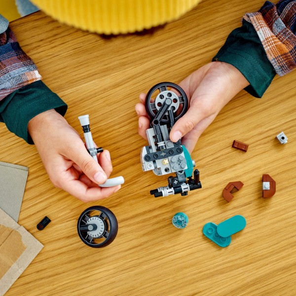 Фото - Уцінка - Конструктор LEGO Creator Вінтажний мотоцикл (31135)