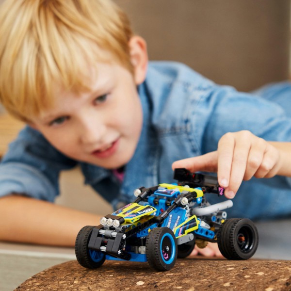 Фото - Конструктор LEGO Technic Внедорожник баги для гонки (42164)