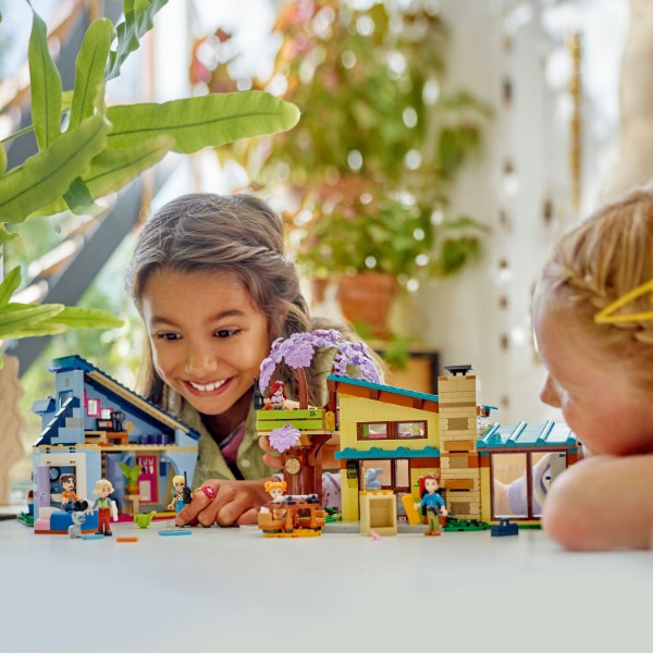 Фото - Конструктор LEGO Friends Семейные дома Олли и Пэйсли (42620)