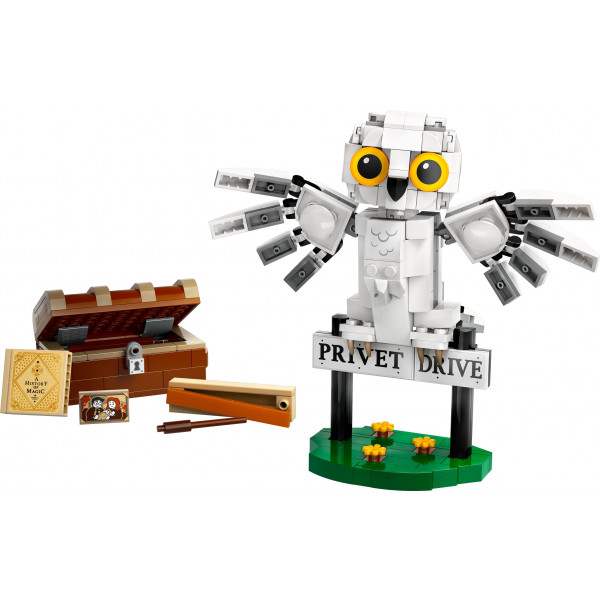 Фото - Конструктор LEGO HARRY POTTER TM Букля на Тисовой улице, 4 (76425)