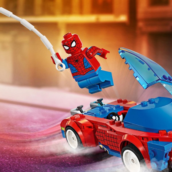 Фото - Конструктор LEGO Marvel Автомобиль для гонки Человека-Паука и Зеленый Гоблин с ядом Венома (76279)