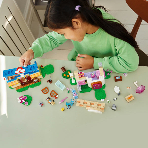 Фото -  LEGO ANIMAL CROSSING Ятка «Nook's Cranny» й будинок Rosie (77050)