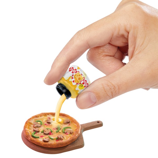 Фото - Набір ігрових фігурок MGA's Miniverse "Mini Food" - СТВОРИ ВЕЧЕРЮ (в асорт.) (591825)