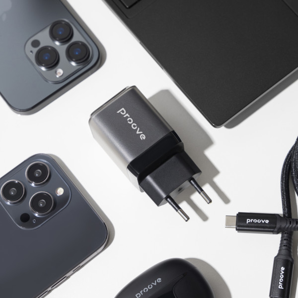 Фото - Сетевое зарядное устройство Proove Pure GaN Plus 30W Type-C + USB black (WCPU30111201)