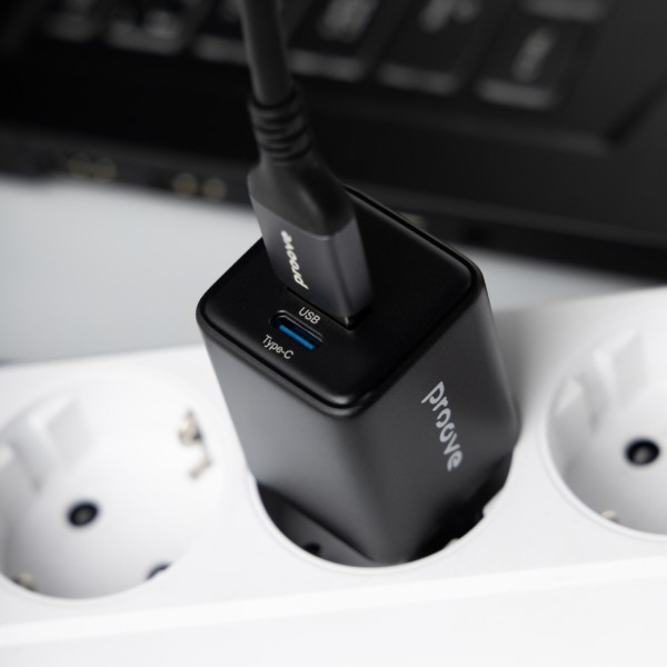 Фото - Сетевое зарядное устройство Proove Pocket GaN 30W (Type-C + USB) black (WCPG30110001)