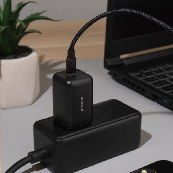 Фото - Мережевий зарядний пристрій Proove Silicone Power 40W (Type-C + Type-C) Black
