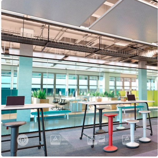 Фото - Стул барный Interstuhl UPis1 Stool 100U Basaltgrey/White