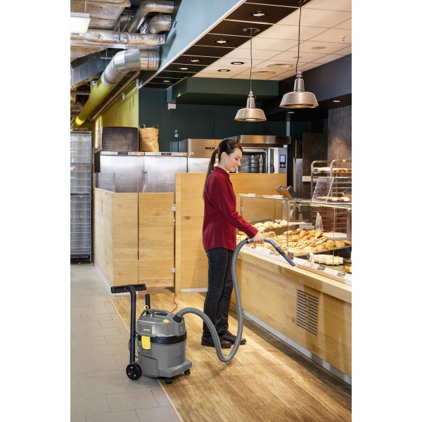 Фото - Пылесос для сухой уборки с контейнером и мешком Karcher NT 22/1 Ap (1.378-600.0)