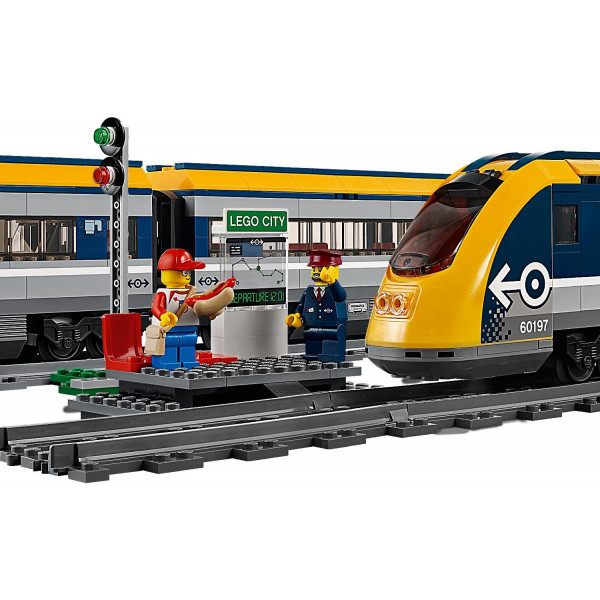 Фото - Конструктор LEGO City Пасажирський поїзд (60197)