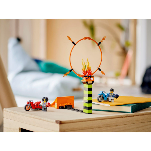 Фото - Конструктор LEGO City Stuntz Состязание трюков (60299)