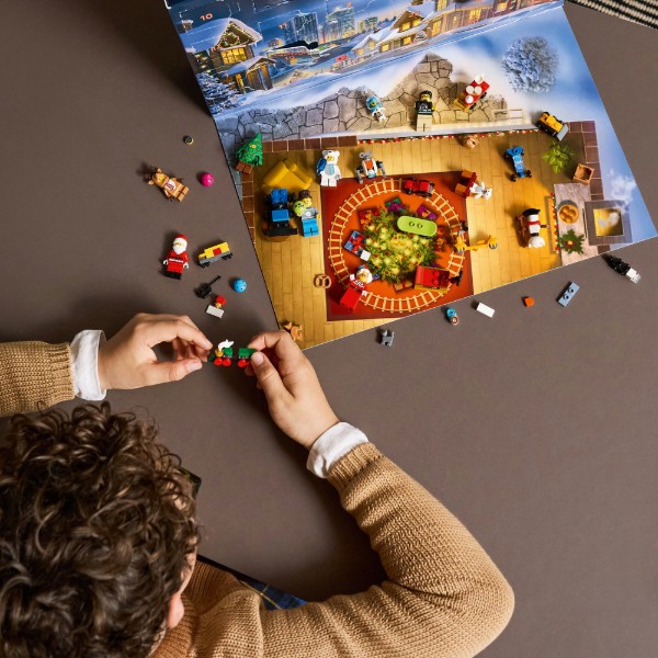 Фото - Конструктор LEGO City Адвент календарь 2025 (60475)