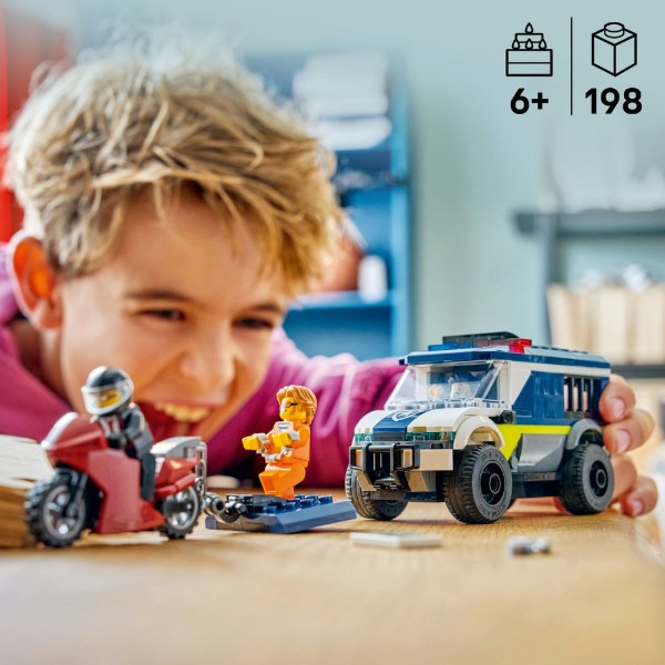 Фото - Конструктор LEGO  City Поліцейський фургон для перевезення в'язнів (60479)