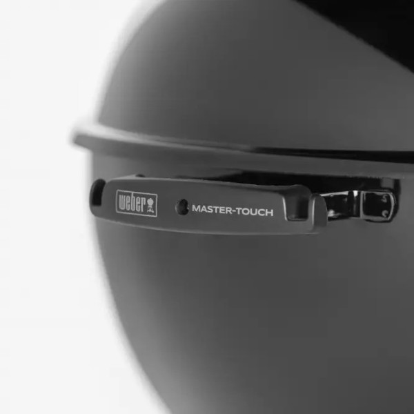Фото - Мангал для пікніка Weber Master-Touch GBS E-5750 57 см (14701004)