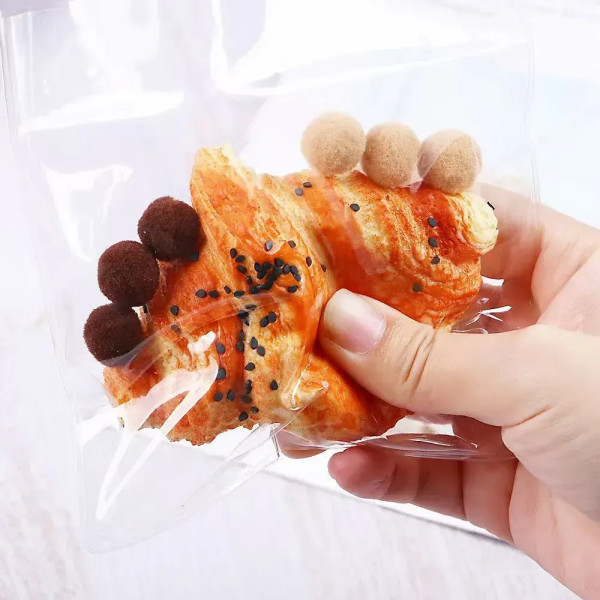 Фото - Антистрес іграшка Monster Gum Fun Cafe Taba - Круасан (T26188)