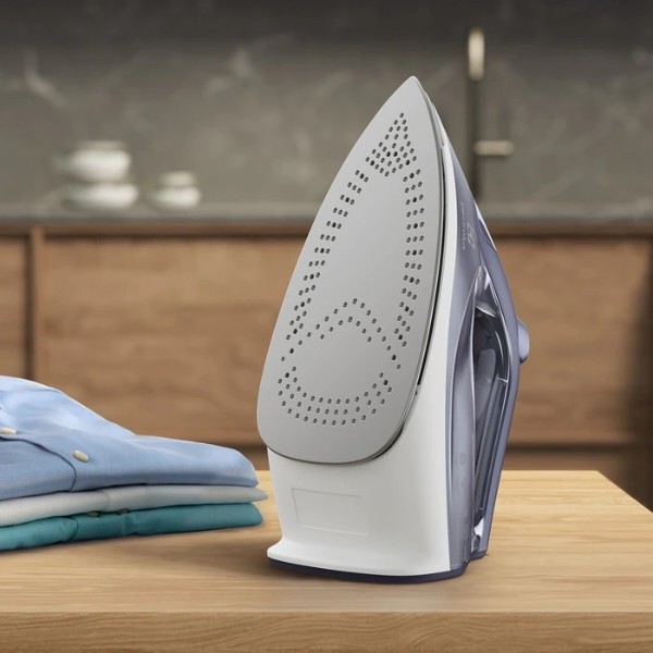 Фото - Утюг Electrolux E6SI1-2MN