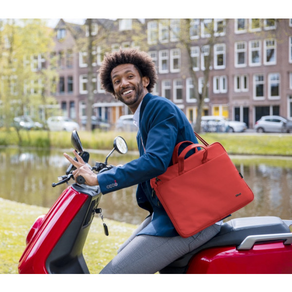 Фото - Сумка для ноутбуку Trust BOLOGNA 16" ECO RED (24449)