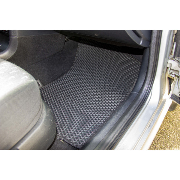 Фото - Килимки з екошкіри в салон авто передні EVAtech для Octavia A4 Tour Skoda 1996-2010 1 покоління Combi EU (SK11548AD2TL4BBB)