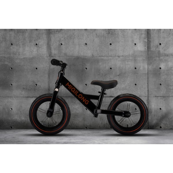 Фото - Беговел Miqilong ZCY-HPA12-Black