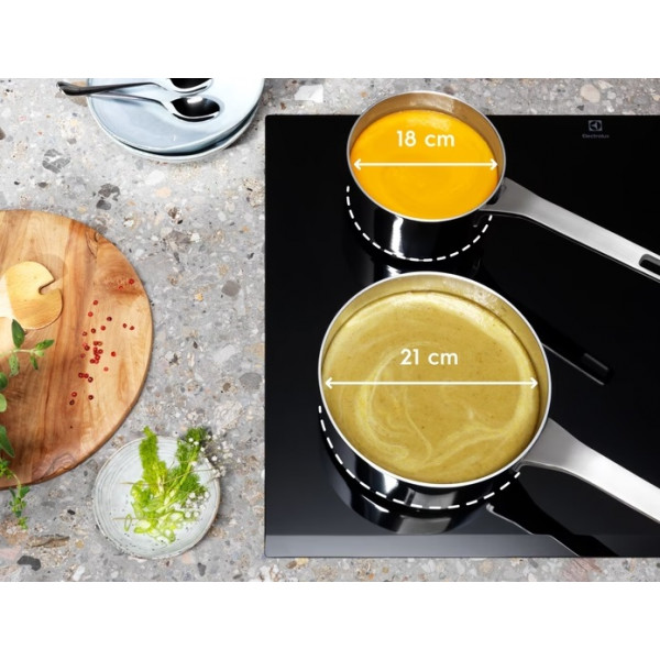 Фото - Варильна поверхня електрична Electrolux LIV63431BK