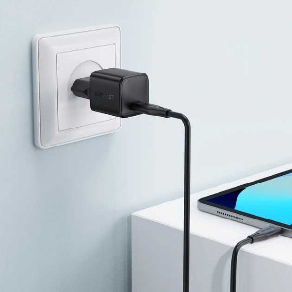 Фото - Мережевий зарядний пристрій AceFast A118 PD30W mini GaN USB-C fast charger set (P16) Black (6974316285182)