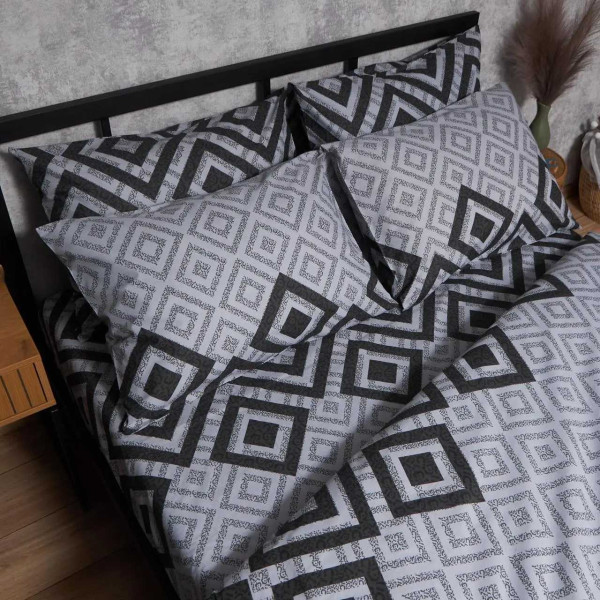 Фото - Комплект постільної білизни Moon&Star Бязь Gold Люкс Retro Pixels 160х220 нав. 2х40х60 (MS-820006740)