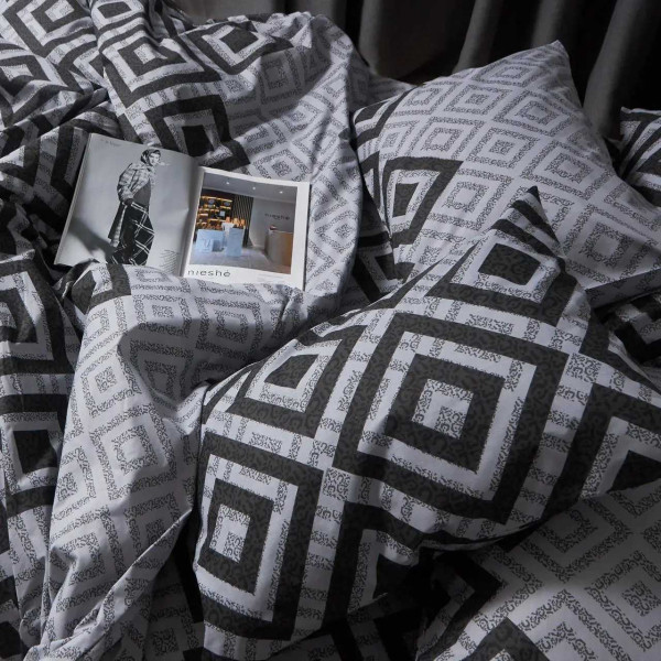 Фото - Комплект постільної білизни Moon&Star Бязь Gold Люкс Retro Pixels 160х220 нав. 2х40х60 (MS-820006740)