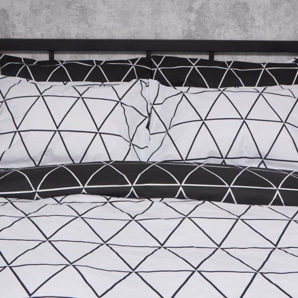 Фото - Комплект постільної білизни Moon&Star Бязь Gold Люкс «Urban Chic» 143х210 см нав. 2х50х70 (MS-820007086)