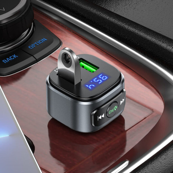 Фото - FM модулятор HOCO E67 Fighter QC3.0 18W car BT FM transmitter Black (6931474762122)