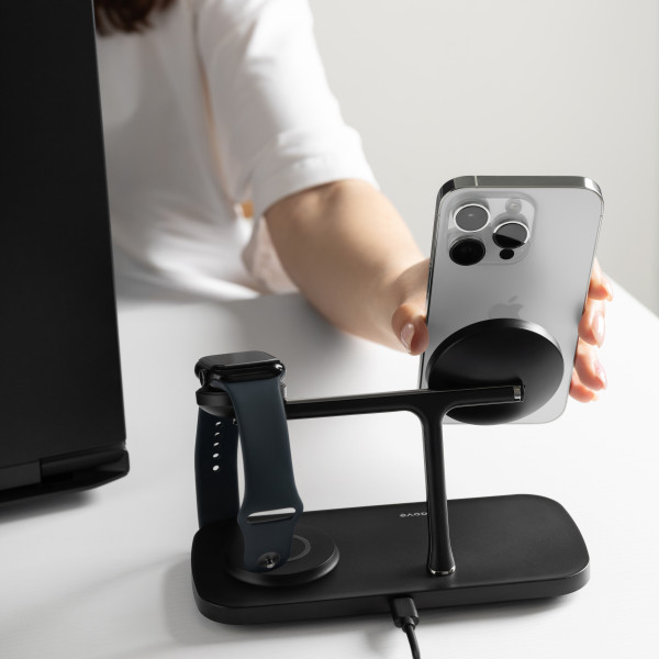 Фото - Беспроводное зарядное устройство Proove Magnetic Field Pro 3 in 1 Qi2 black (WSMP15002001)